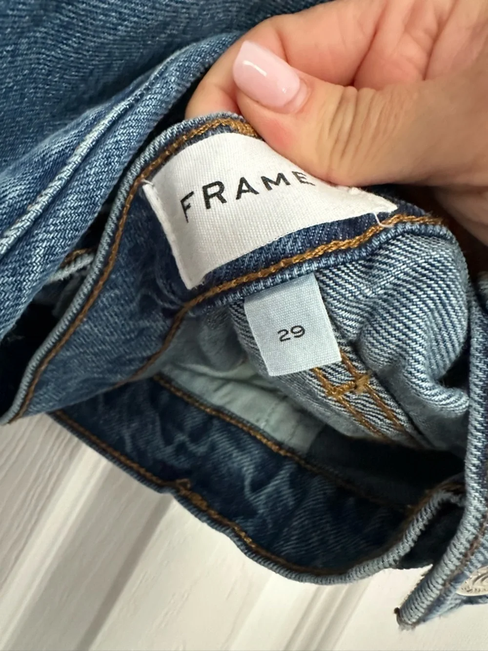 Frame Denim Le Jane Crop in Medium Blue- Caramia - Picture 4 of 5